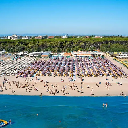 فندق Levante 3*