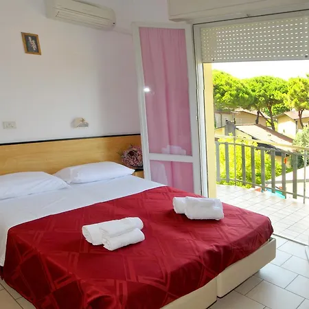 Levante Hotel 3*