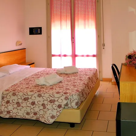 Levante Hotel 3*