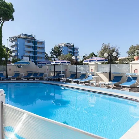 Levante 3*