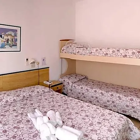 Levante 3*