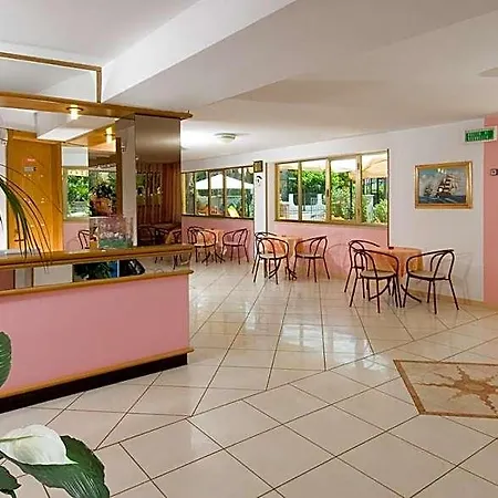 Levante Hotel 3*