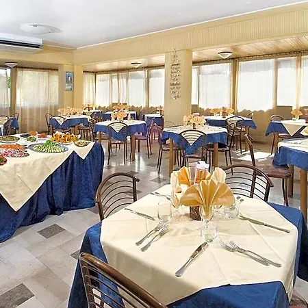 Levante Hotel