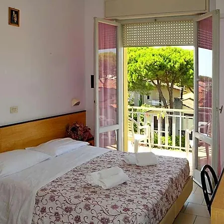 Levante Hotel 3*